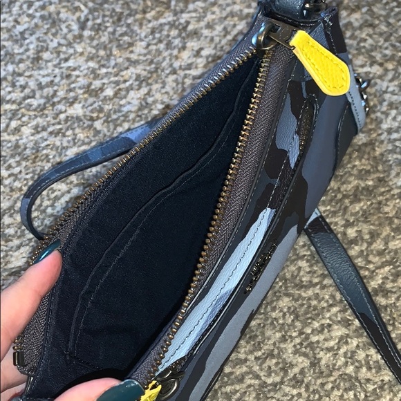 Coach Crossbody Purse - Picture 6 of 11